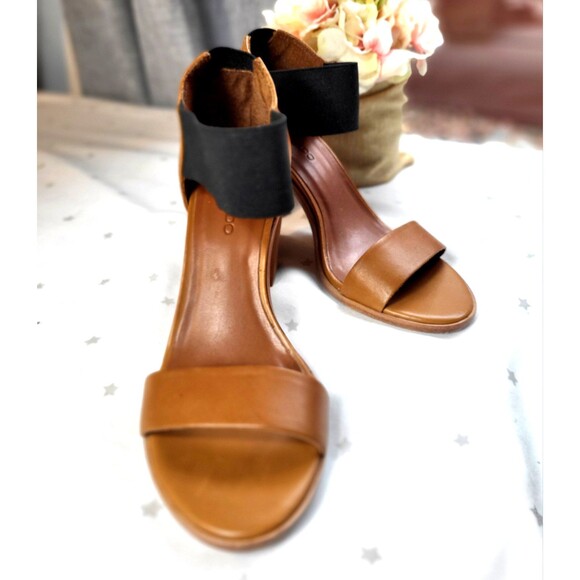 Bernardo Shoes - Bernardo Women’s Leather Stetch Ankle Strap Block Heeled Sandals Brown Size 7M